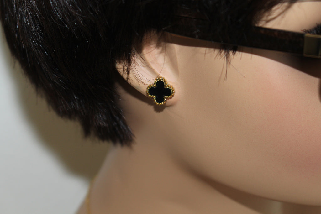 2-pcs Black Clover Set
